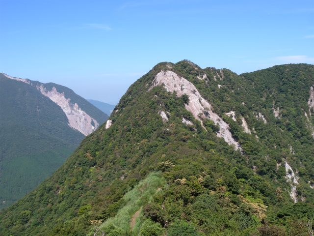 山の日の登山は鶴見岳！_e0272335_19141879.jpg