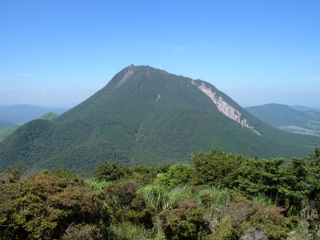 山の日の登山は鶴見岳！_e0272335_19405196.jpg