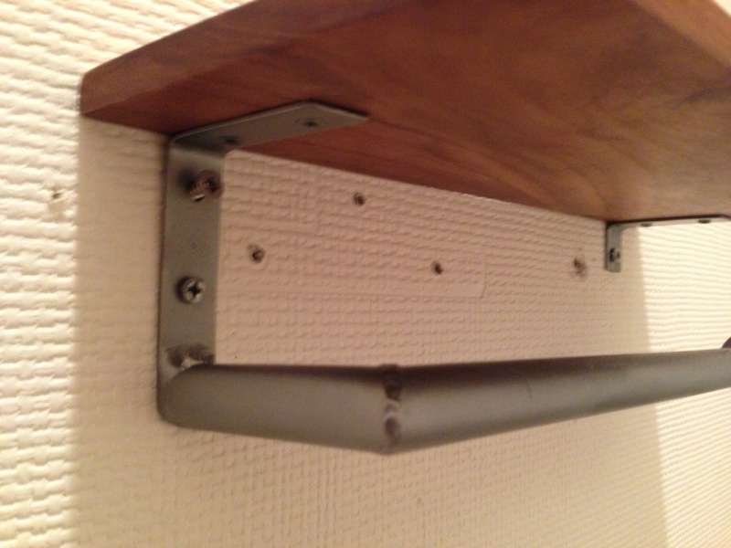 トイレットペーパーホルダーが大変だったことと、ふりかけの収納。_f0370138_11195549.jpg