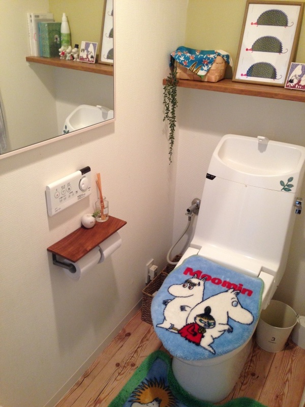 トイレットペーパーホルダーが大変だったことと、ふりかけの収納。_f0370138_11240478.jpg