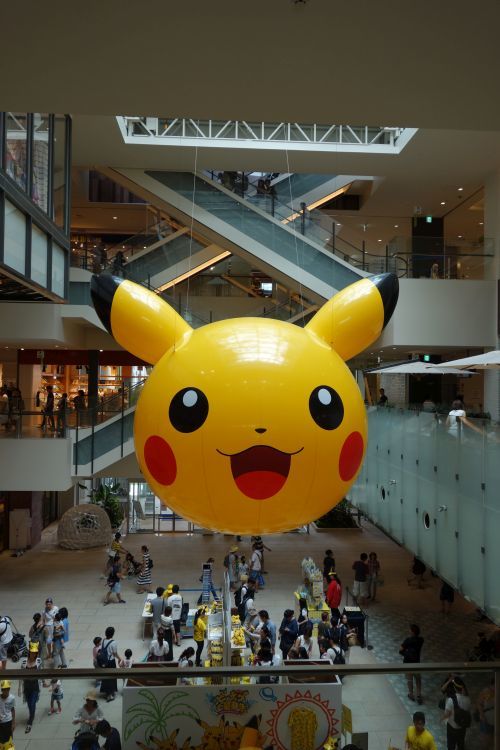 みなとみらいに、ピカチュウ大量発生_e0080345_15590155.jpg
