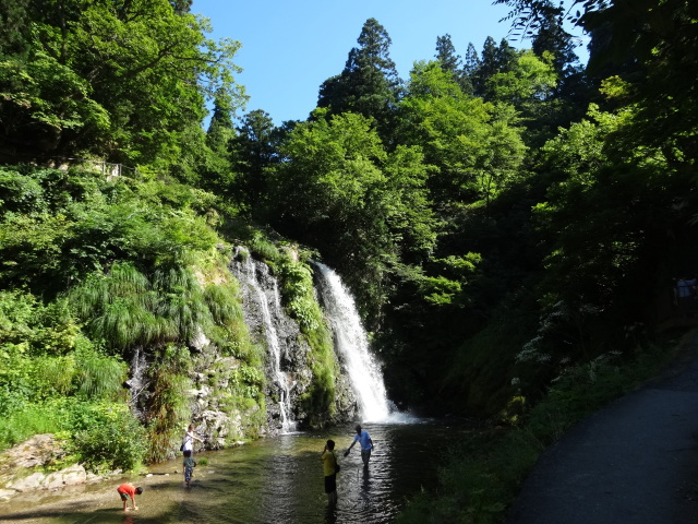 山の日の今日、山形に行く_e0170546_20461157.jpg