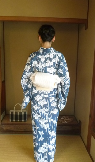 マサヨさん・三勝さんの浴衣に涼しげな半幅帯。_f0181251_832059.jpg