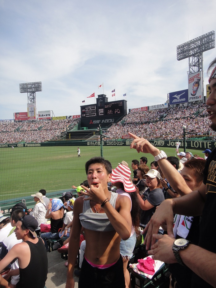 ◆2016夏の甲子園2回戦　～嘉手納高校ＶＳ前橋育英～_f0238779_15103627.jpg