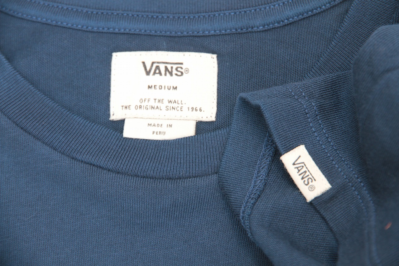 VANS TEEで比較してみたトップスサイジングの考察_b0139233_15364559.jpg