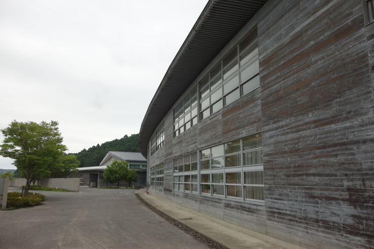 石川きまっし！2日目 その11～月うさぎの里の続きと加賀市立錦城中学校_a0287336_2153011.jpg