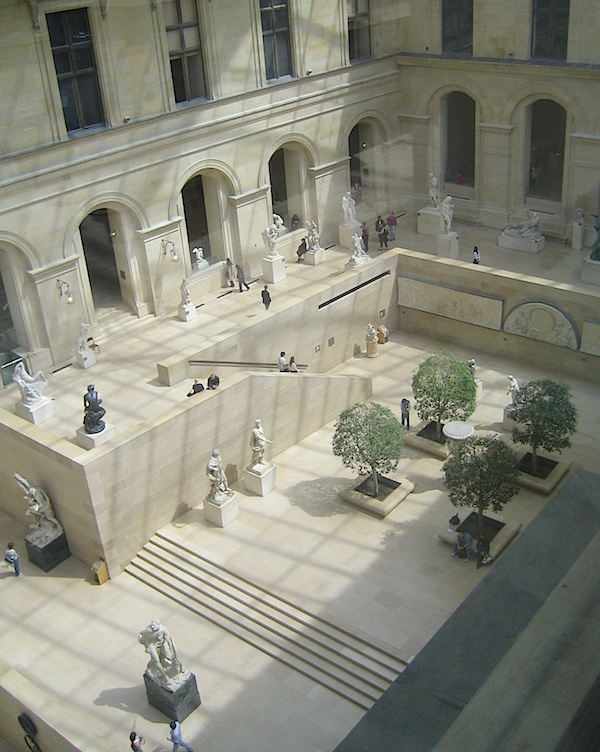 パリの空の下で-2 [パリ美の源流・Musée du Louvre]_f0190950_11291496.jpg