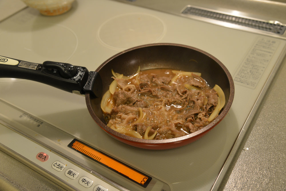 牛丼_e0134695_17205562.jpg