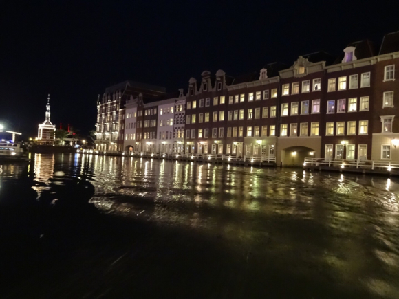 f0215410_01082812.jpg