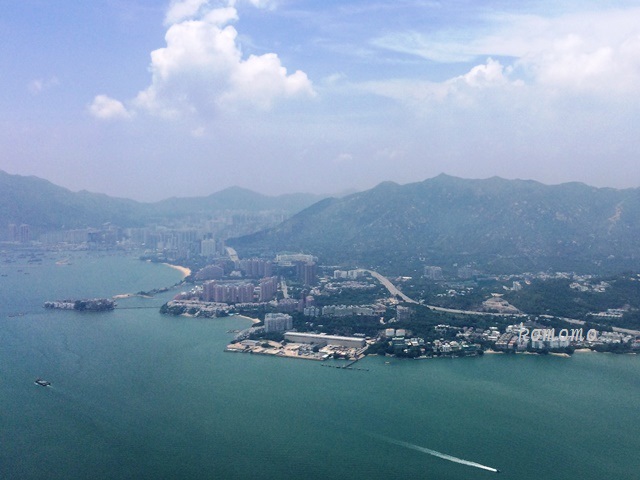 香港航空で香港へ―――_c0135971_1554502.jpg