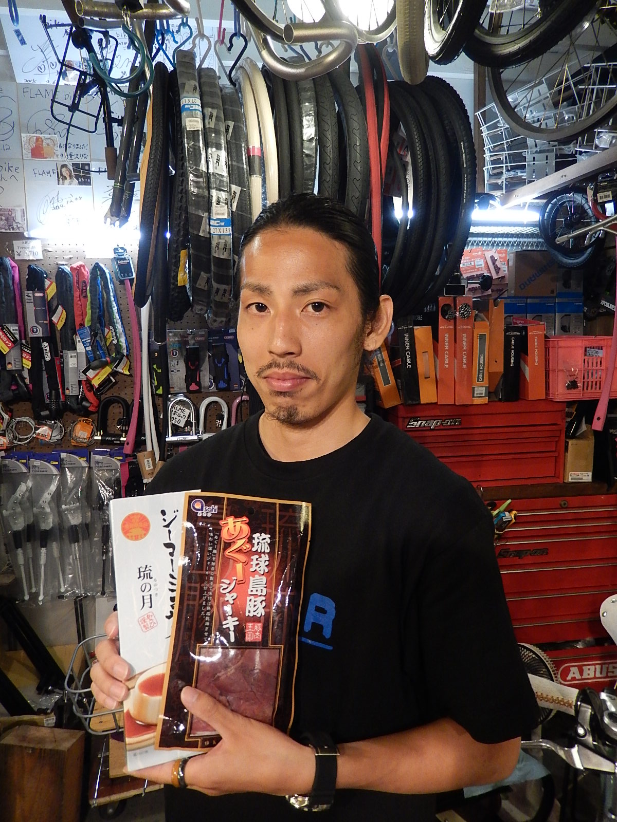 8月15日 渋谷 原宿 の自転車屋 FLAME bike前です_e0188759_19525212.jpg