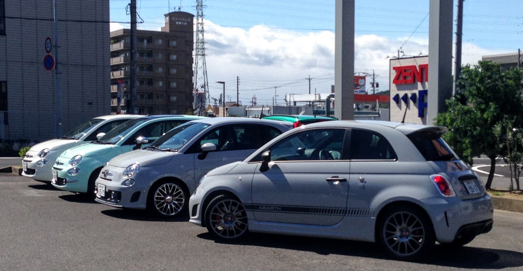 欲しい車を探してみよ～　ABARTH500_d0171780_19591176.jpg