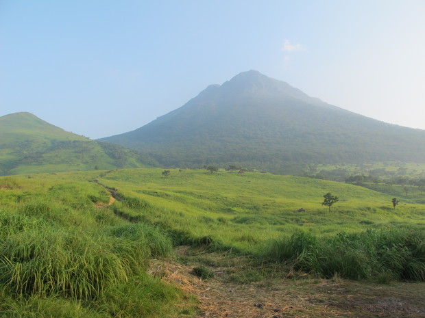 登山規制解除の由布岳を登る　2016.8.14（日）_a0166196_17322396.jpg