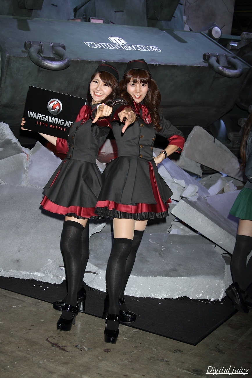 吉川まゆり さん 西やすこ さん Wargaming Japan ブース Digital Juicy