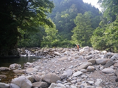 夏休み源流キャンプ（尾上郷川支流ブナゴヤ谷左俣）_e0064783_22111395.jpg