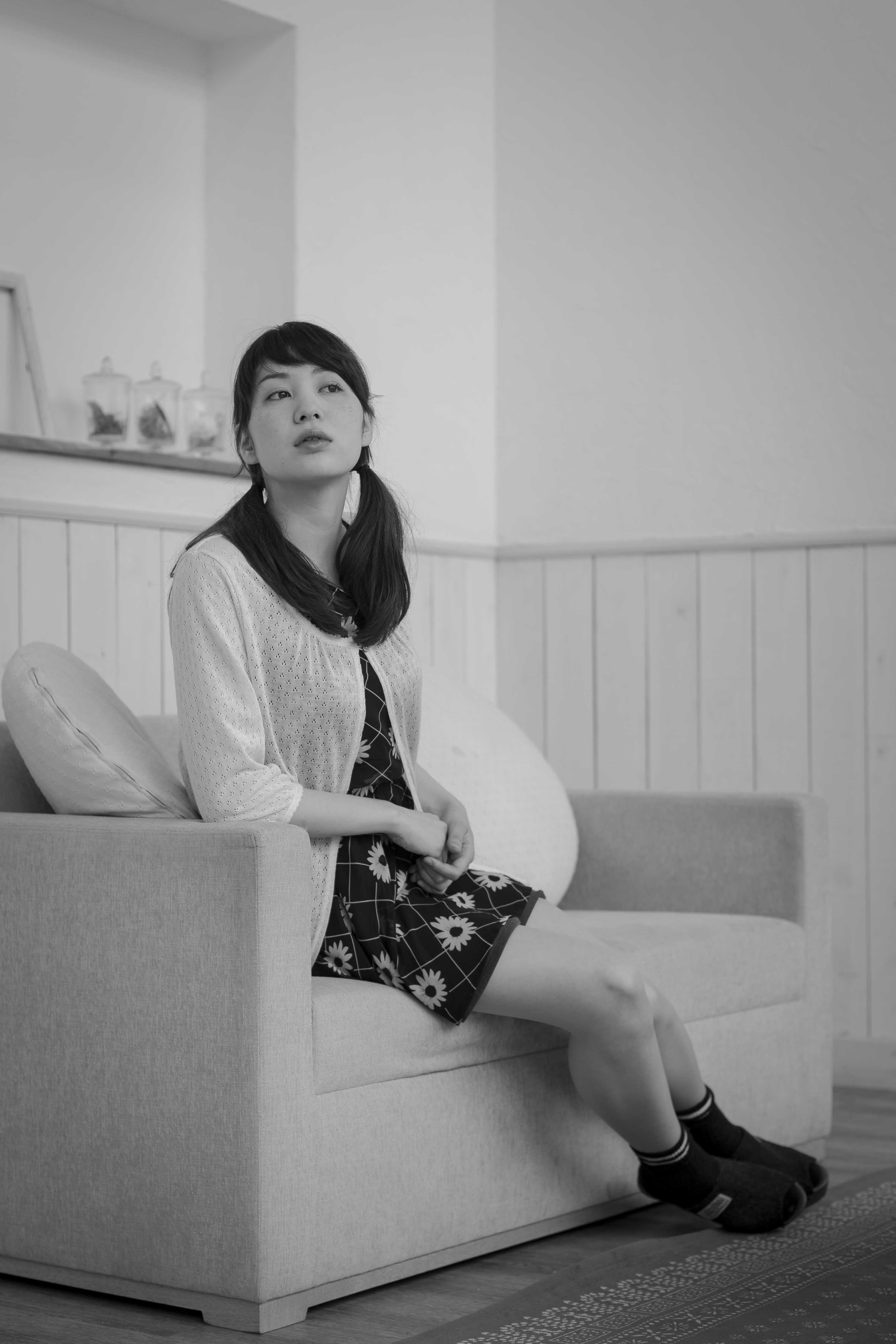 豊崎ゆり スタジオ バジルで撮影会！！ 第２部 『豊崎ゆり』さん 個撮 ４ : 続・特に、異常なし！！（ポートレートアルバム？？）