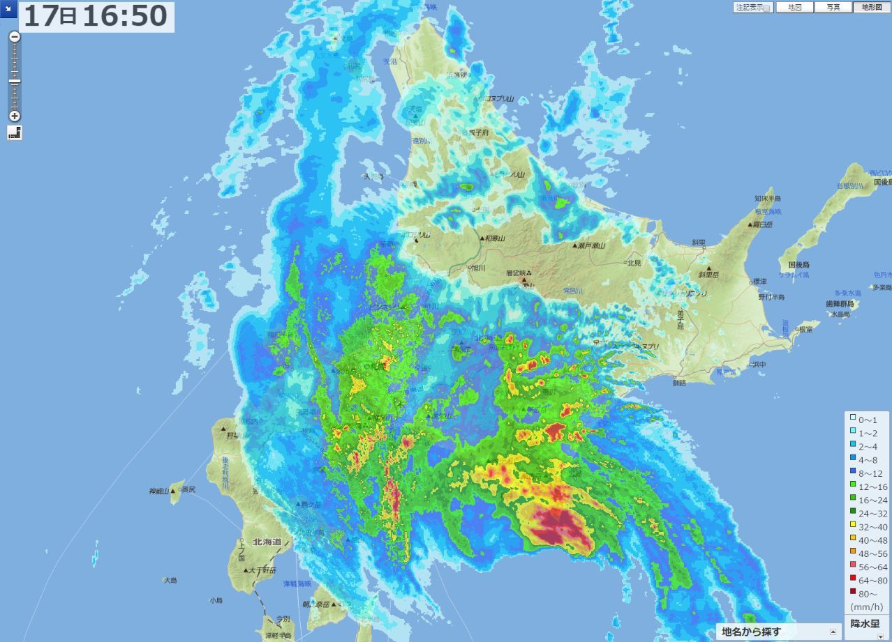 今年初の台風日本上陸はなんと北海道_c0025115_20340449.jpg