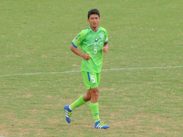 サテライトリーグ 湘南vs広島@馬入サッカー場（観戦）_b0000829_7203547.jpg