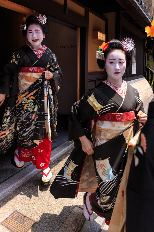 八朔のあいさつ回り（祇園甲部）_f0155048_169787.jpg