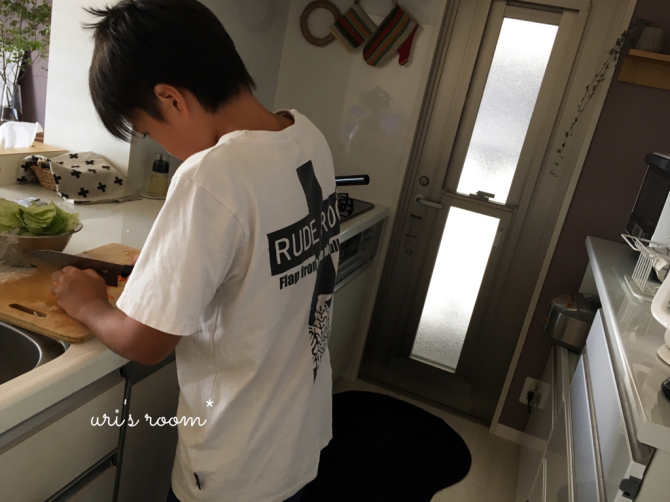 例のお気に入りキーホルダー。それから…いつもの息子の宿題あれやこれや。_a0341288_22502653.jpg