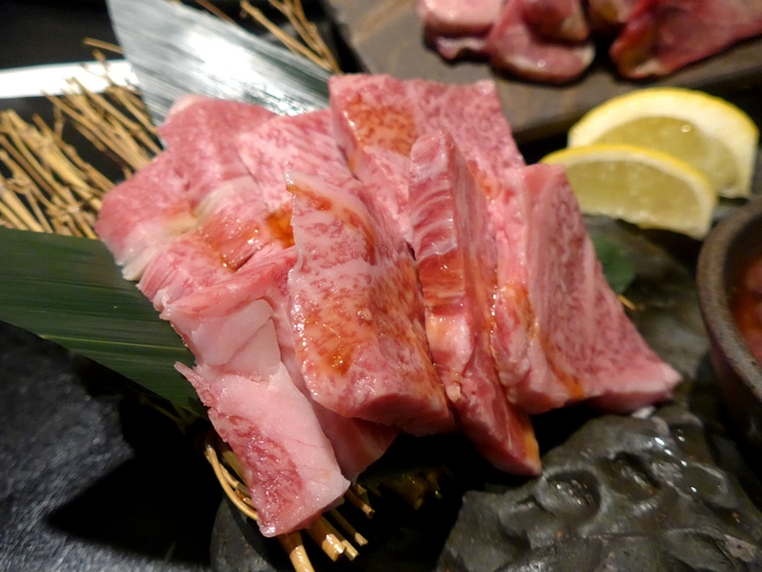 新宿三丁目「溶岩焼 薩摩屋」へ行く。_f0232060_1419279.jpg