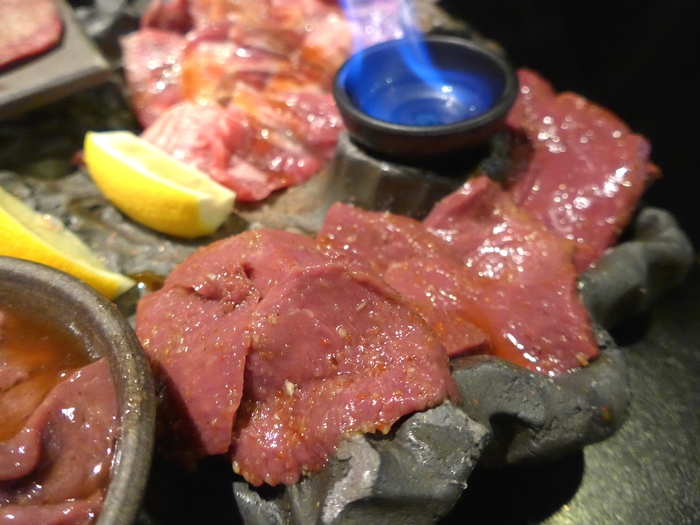 新宿三丁目「溶岩焼 薩摩屋」へ行く。_f0232060_1422370.jpg