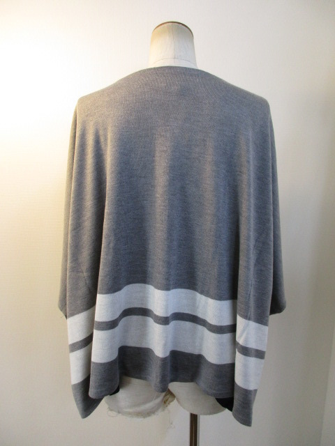 マイカ アンド ディール  MICA&DEAL　reversible poncho_e0076692_13555732.jpg