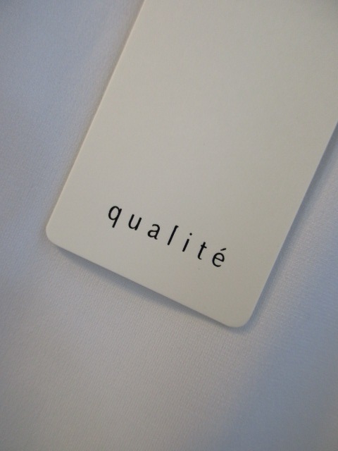 カリテ / qualite　フロントタックプルオーバー_e0076692_21162916.jpg