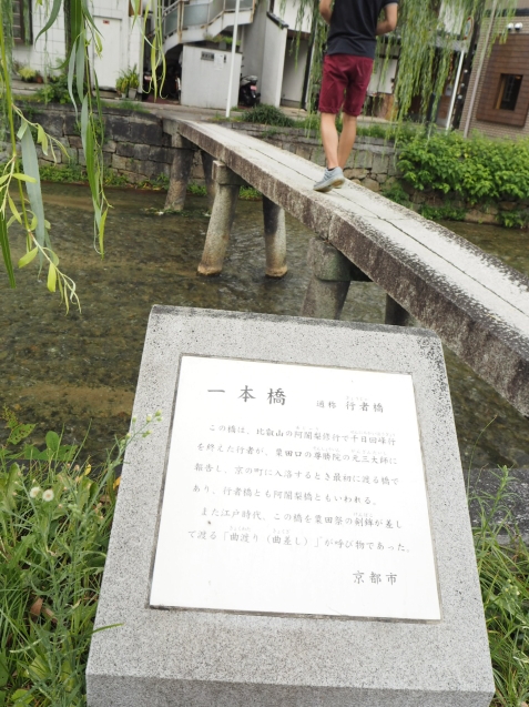 c0317915_06503309.jpeg