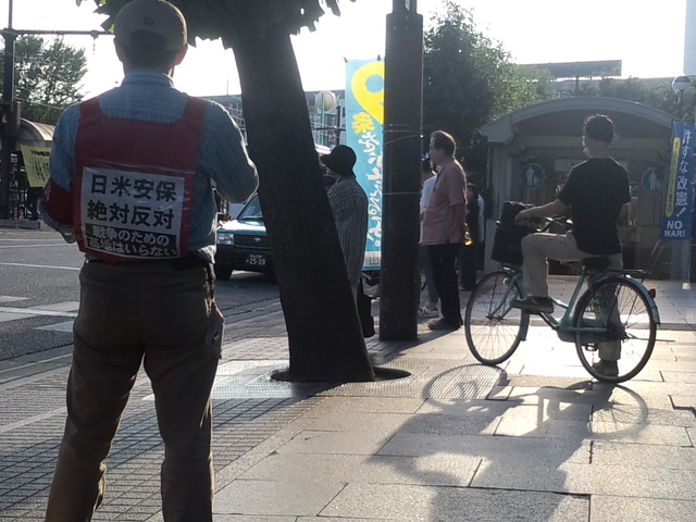 8月18日、岡山駅前で街宣。改憲阻止！日米安保絶対反対！_d0155415_225371.jpg