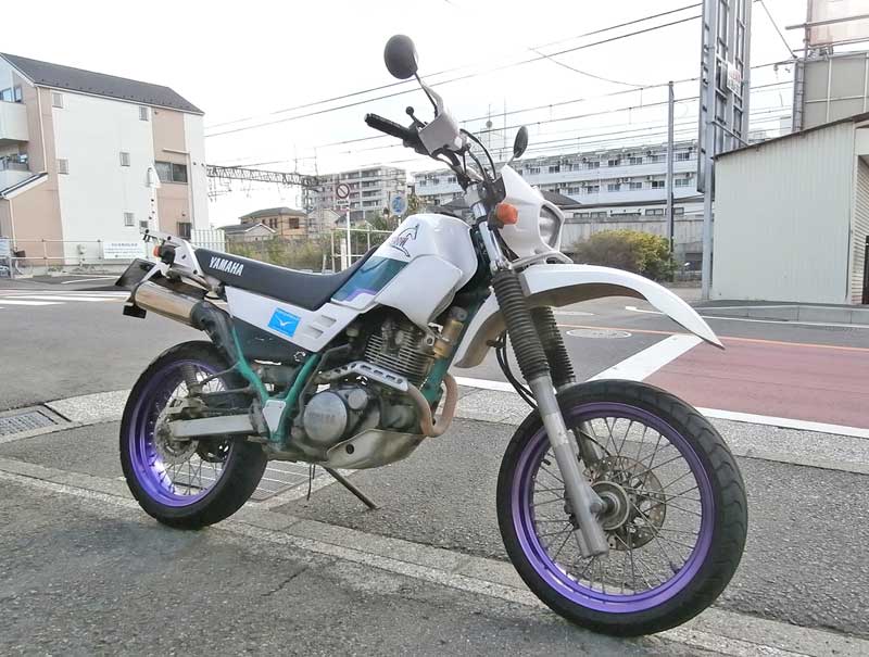 バイク買取　セロー225Wのモタード仕様が入荷♪_c0086965_19413044.jpg