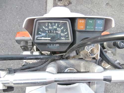 バイク買取　セロー225Wのモタード仕様が入荷♪_c0086965_1942710.jpg