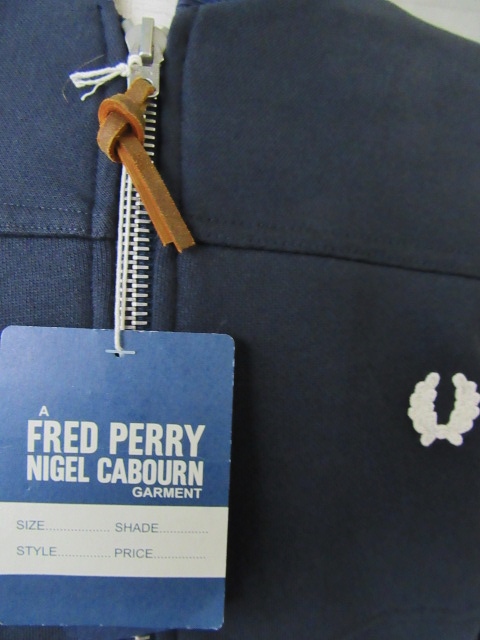 秋に◎　FRED PERRY × Nigel Cabourn ･･･ Military BOMBER JACKET！★！_d0152280_20511653.jpg