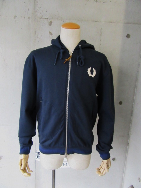 秋に◎ FRED PERRY × Nigel Cabourn ・・・ Military BOMBER JACKET!★!_d0152280_20593022.jpg