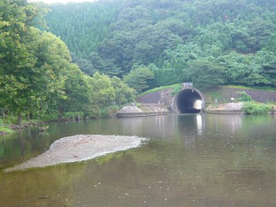 琵琶湖 西野放水路釣りに行ってみた あんにゅいん 陶芸猫さん