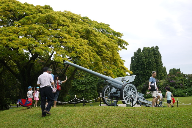 シンガポール　Istana Open House_b0183295_10473887.jpg