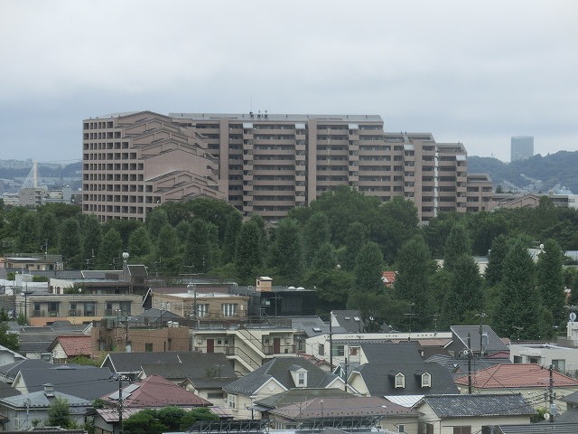 美しい桜並木と一橋大学がシンボル 学園都市・国立_f0141310_851670.jpg