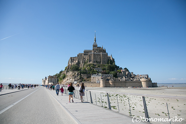 世界遺産・モンサンミッシェル　ぼわっとでもお祭りしてます_c0024345_00475849.jpg