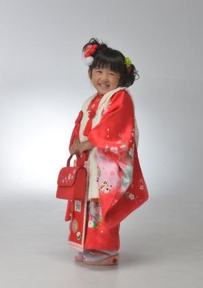 前撮りならではの時間......最後に近くの公園へ....._b0194185_2244173.jpg