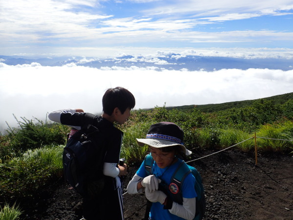 父と子供の富士登山 登り編 本日も晴天なり ちょっとそこまで自転車で 父と子供の富士登山 登り編 本日も晴天なり ちょっとそこまで自転車で