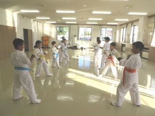 木曜空手　前田教室・手稲教室_c0118332_22424014.jpg