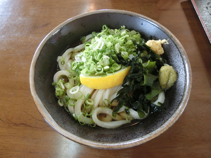 讃岐うどん こがね製麺所多度津店でぶっかけうどん_b0063958_21433063.jpg