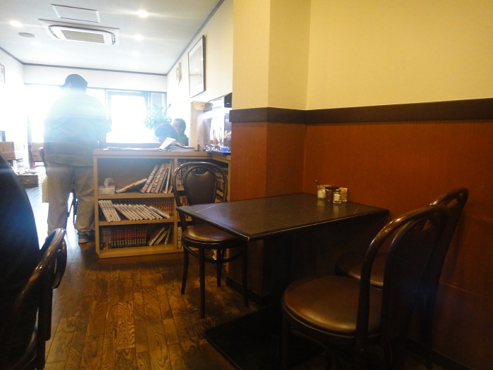 ◆tea　room　 COPA　～バス停まで2秒の喫茶店～_f0238779_1445458.jpg