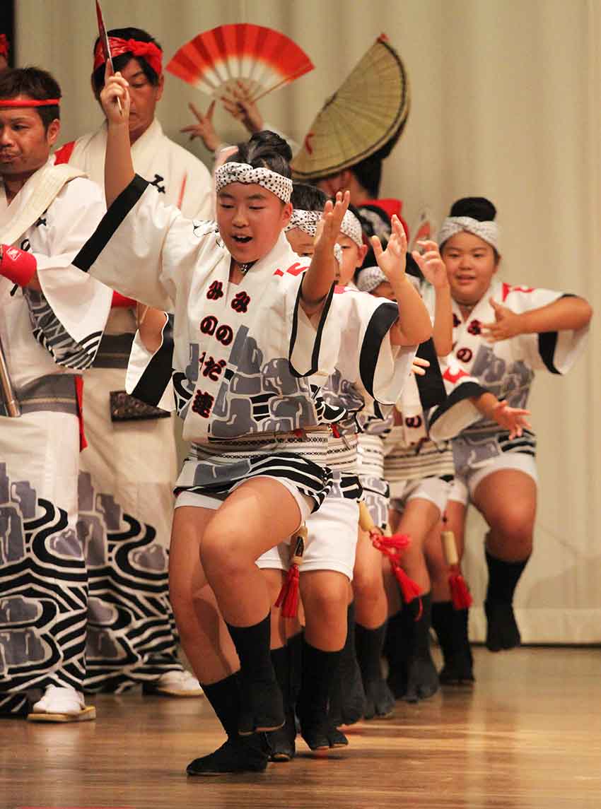 2016年吉野川市チャリティー選抜阿波踊り大会-06♪みのだ連♪_d0058941_19521319.jpg