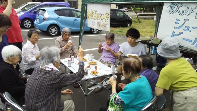 イエローガーデン高瀬 夏祭りの様子_e0304103_18221051.jpg