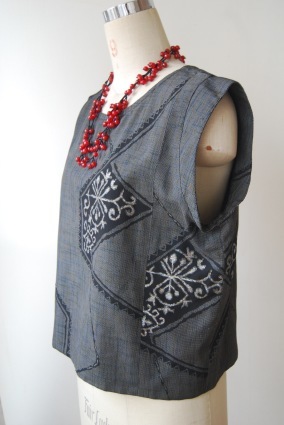 着物りメイク・銀糸刺繍のお着物からベスト_d0127925_00321283.jpg