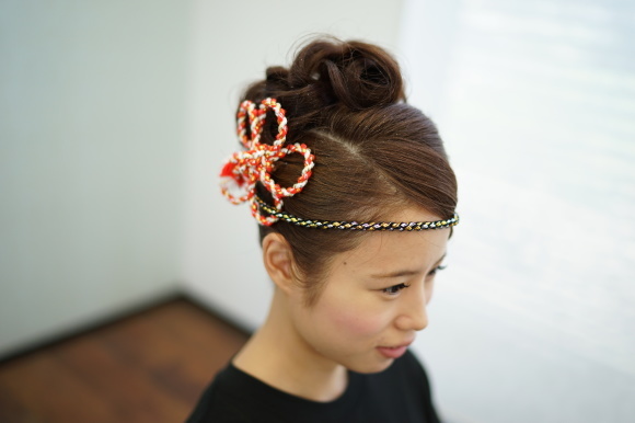 髪飾りと紐でかわいくお祭りヘアアレンジです(^o^)_e0256798_00171423.jpg
