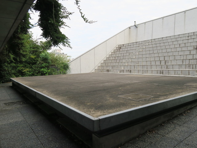 a0210108_13414191.jpg