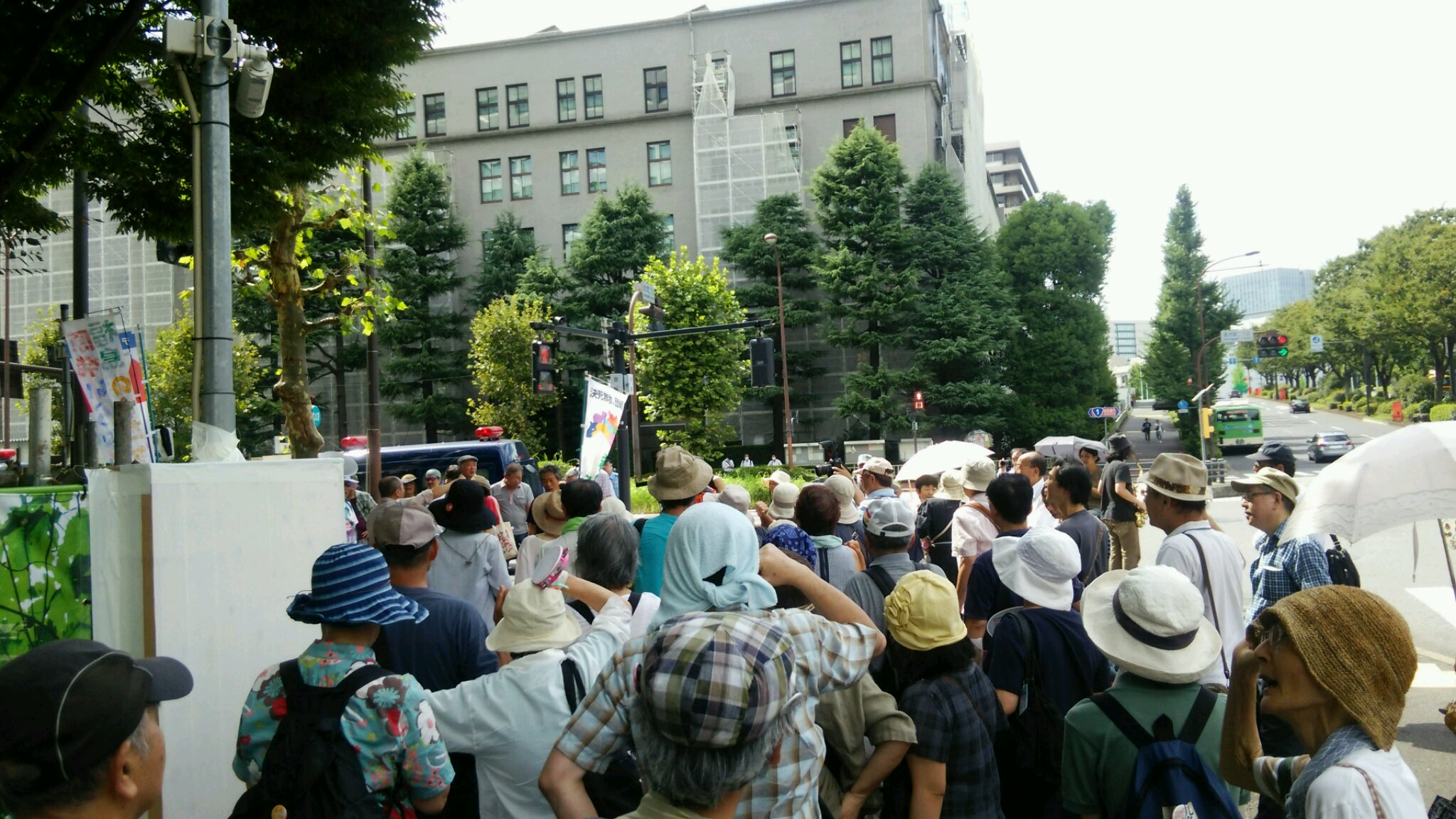 8月21日 経産省前テント撤去抗議集会_c0325437_10343070.jpg