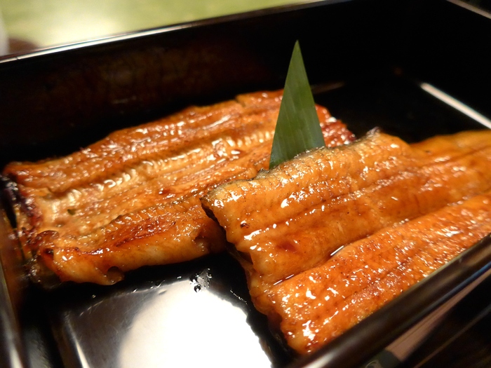 麹町「うなぎ 秋本」へ行く。_f0232060_21335863.jpg